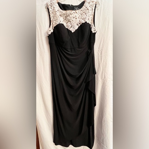 ALEX Evenings Gown with Side Ruched Details - Picture 1 of 6